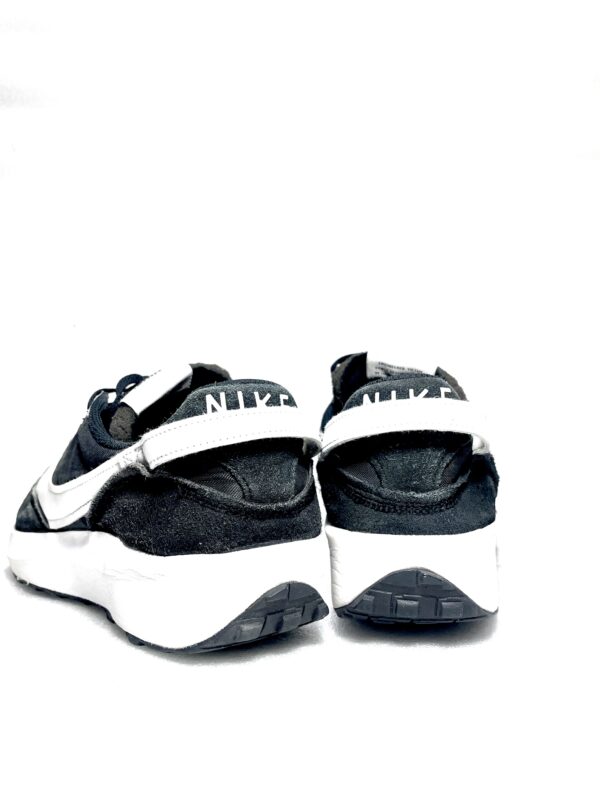 Nike Waffle Debut Mens - Image 5