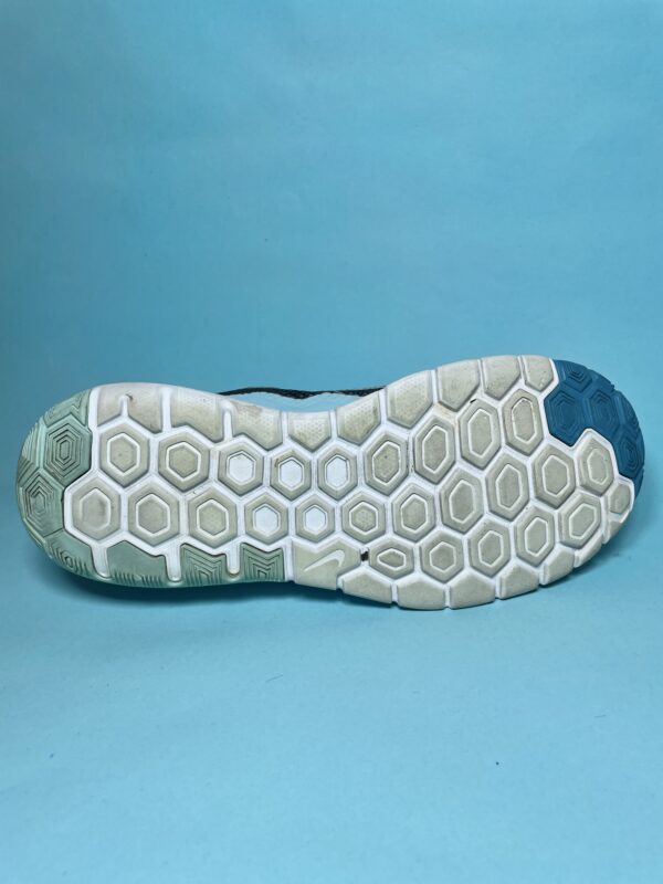 Nike Women's Flex Experience Rn 4 Running - Image 4