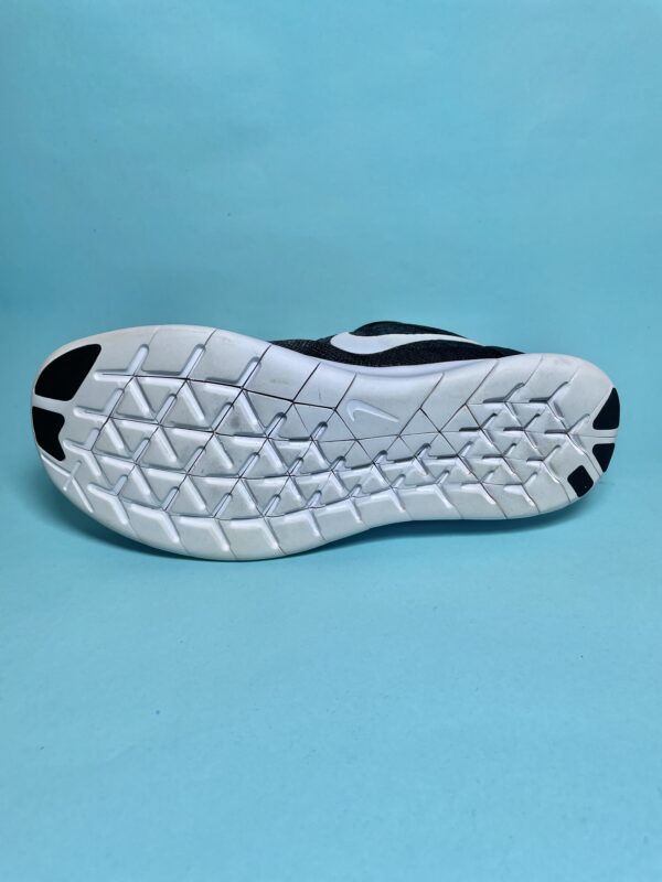 Nike Wmns Free RN - Image 4