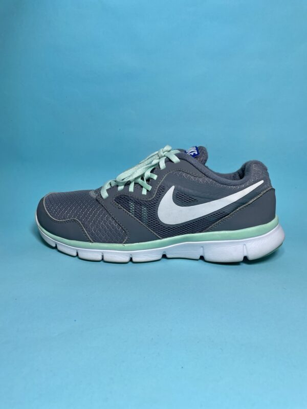 Nike Women's Flex Experience RN 3 Running Shoe - Image 3