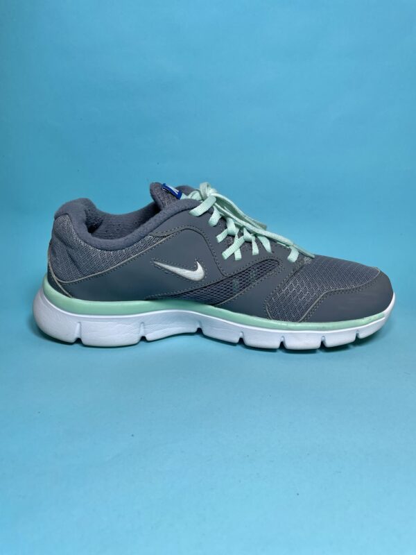 Nike Women's Flex Experience RN 3 Running Shoe - Image 2