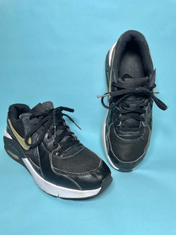 Nike black and gold air max - Image 6