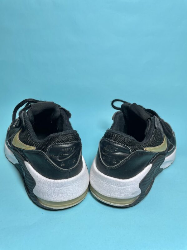 Nike black and gold air max - Image 5