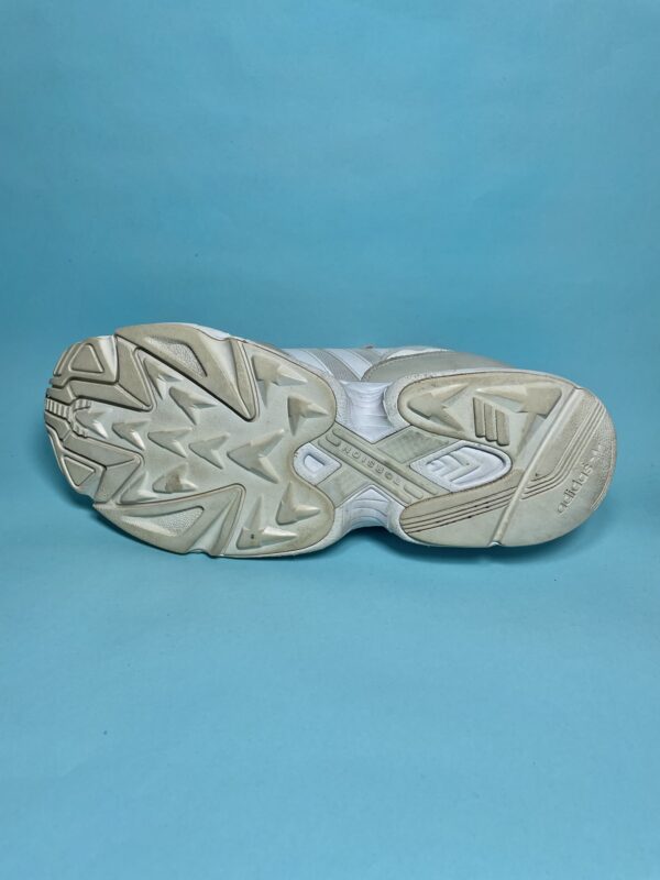Adidas Mens YUNG-96 - Image 4
