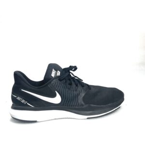 Nike In Season TR 8  Black Running Shoes