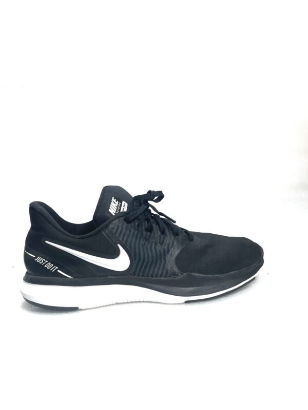 Nike In Season TR 8  Black Running Shoes