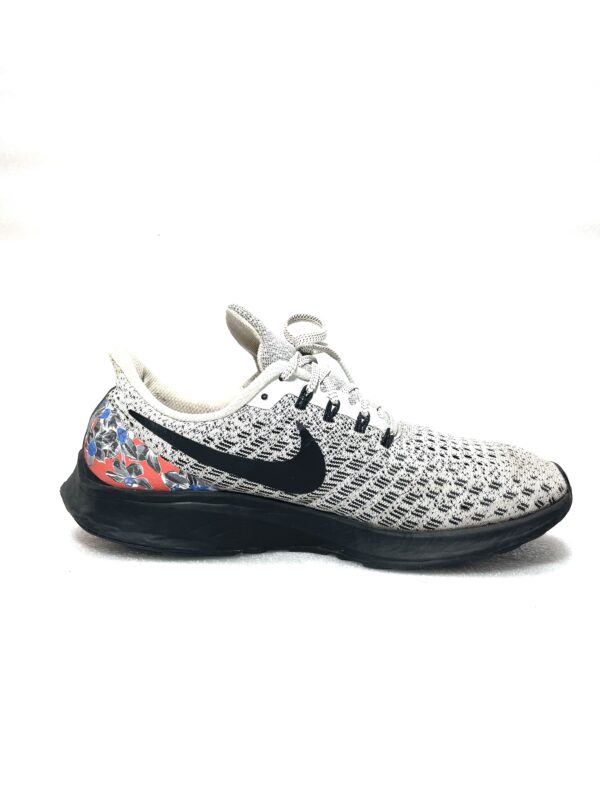 Nike Air Zoom Pegasus 35 - Image 2