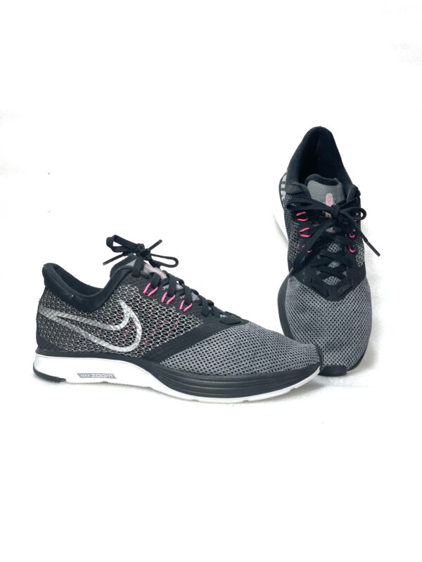 Nike Girls 6.5Y Strike - Image 6