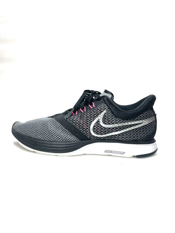 Nike Girls 6.5Y Strike - Image 3