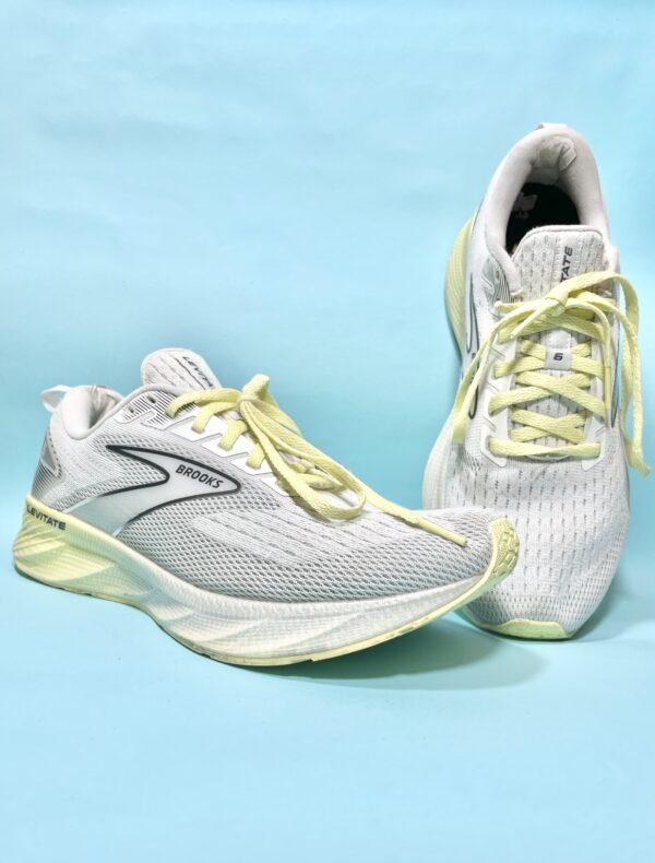 Brooks Levitate 6 - Image 6