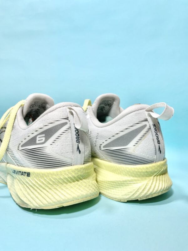 Brooks Levitate 6 - Image 5