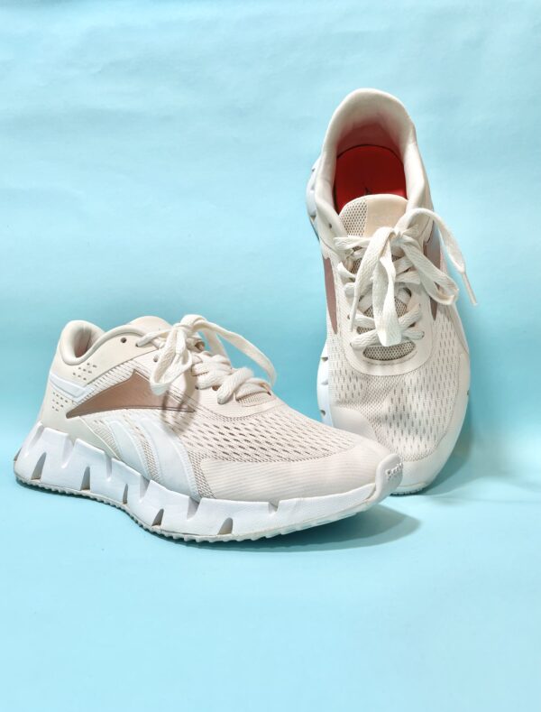 Reebok Zig Dynamica 2.0 Mesh Textile Two-Tone Side Logo Chunky Sole Lace-up Running Shoes for Women - Image 6
