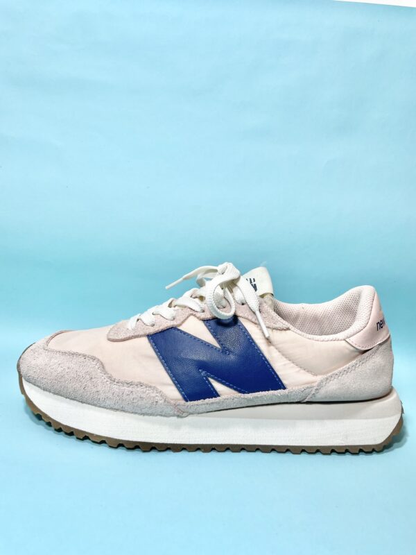 New Balance Women's Sneakers - Image 5