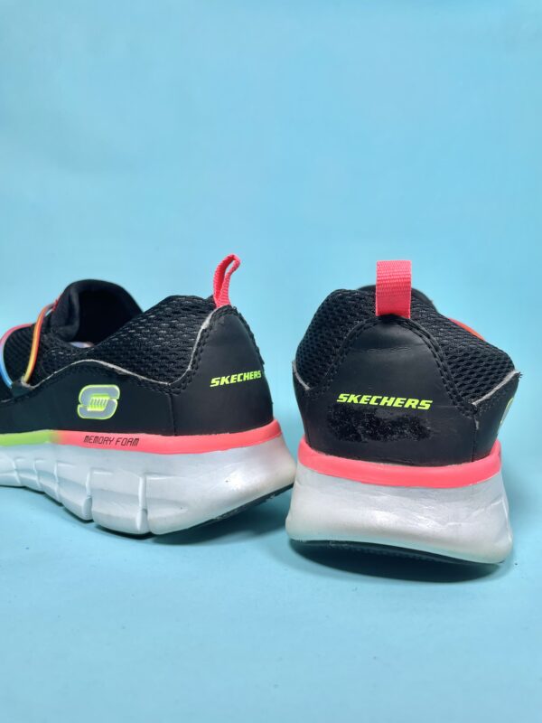 Skechers Slip Uno - Image 9
