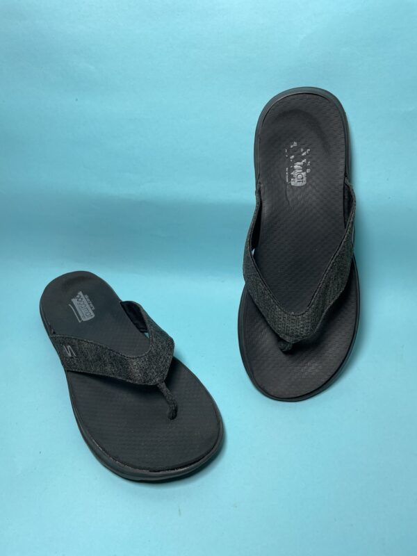 Skechers on the go flip flop sandle