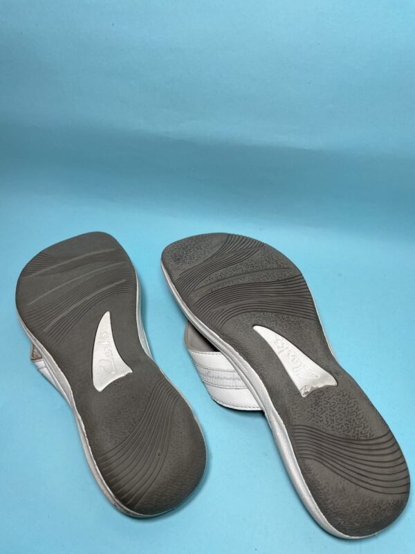 Cloudsteppers by Clarks - Image 3