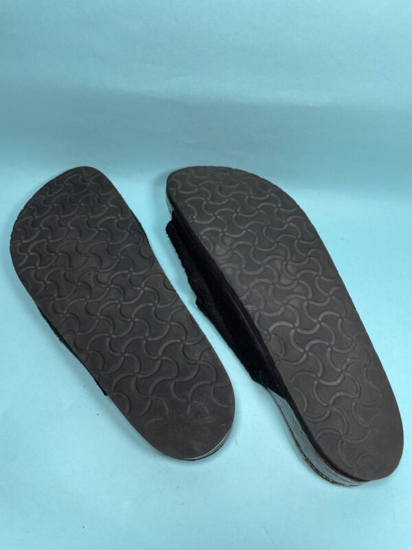 Skechers Luxe Foam - Image 3