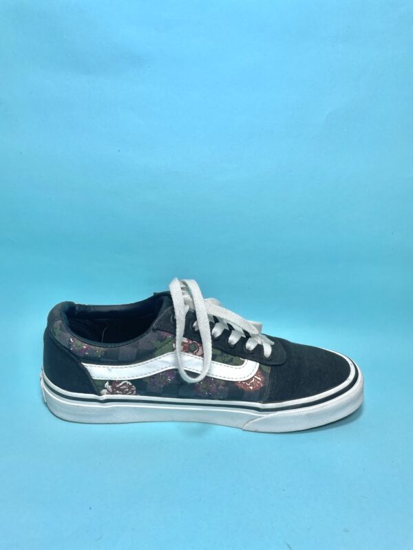 VANS CONVERSE 16