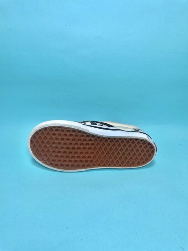 VANS CONVERSE 8 - Image 4