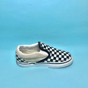 VANS CONVERSE 8