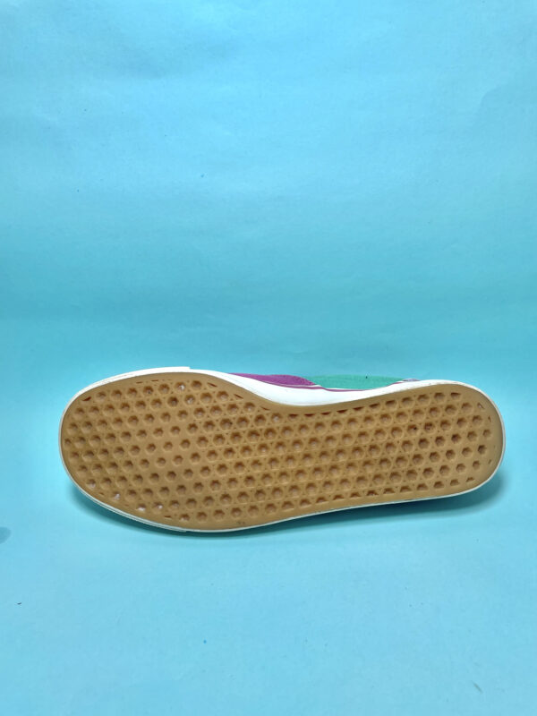 Adidas sneaker - Image 5