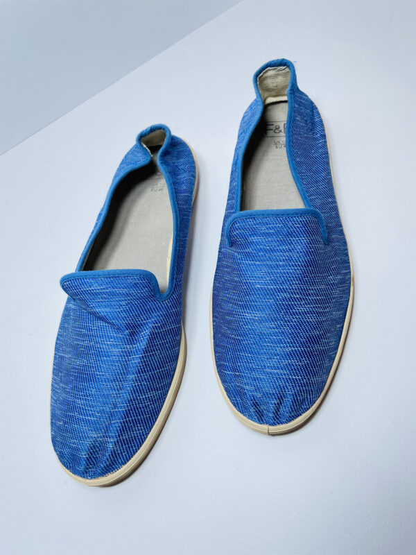 Oldroof canvas slip on