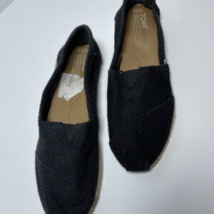 TOMS canvas slip on