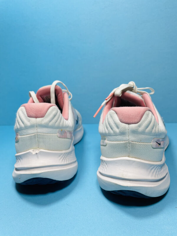 Nike quest 5 - Image 2