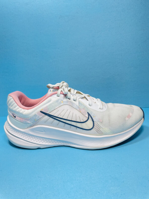 Nike quest 5