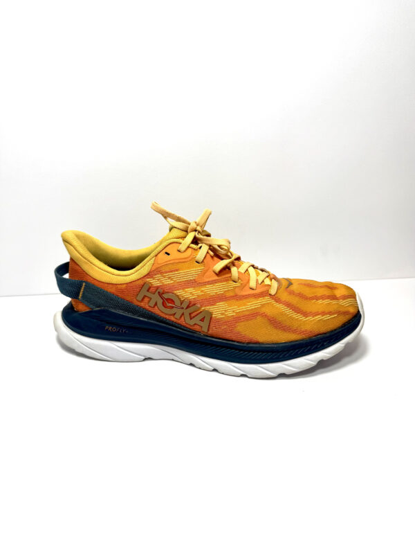Hoka Mach Supersonic