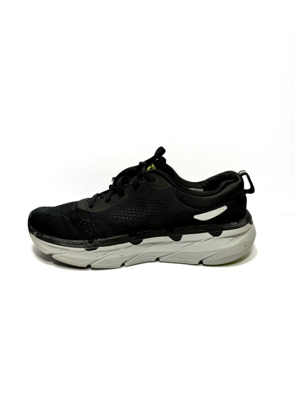 Skechers Max Cushion - Image 3
