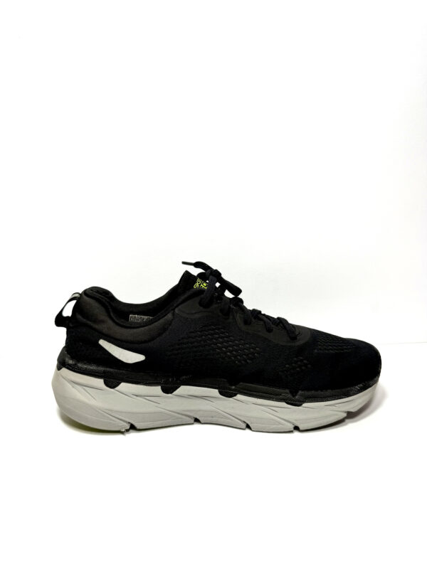 Skechers Max Cushion - Image 5