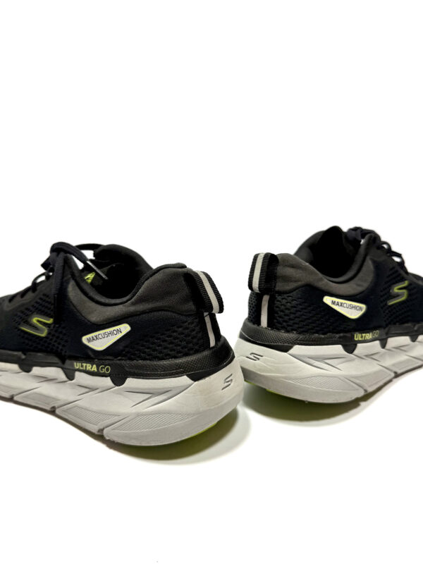 Skechers Max Cushion - Image 8