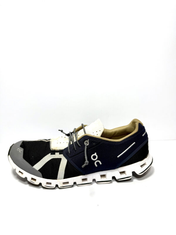 On Cloud 5 - Image 6