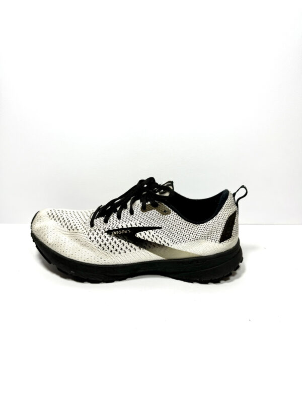 Brooks Revel 4 - Image 8