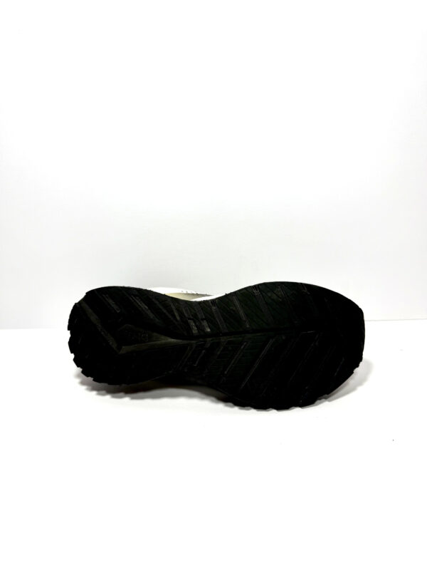 Brooks Revel 4 - Image 4