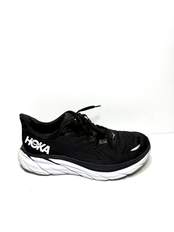 Hoka One One Clifton 8