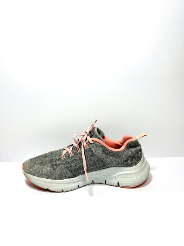 Skechers arch fit - Image 2
