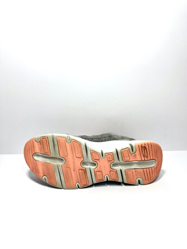 Skechers arch fit - Image 4