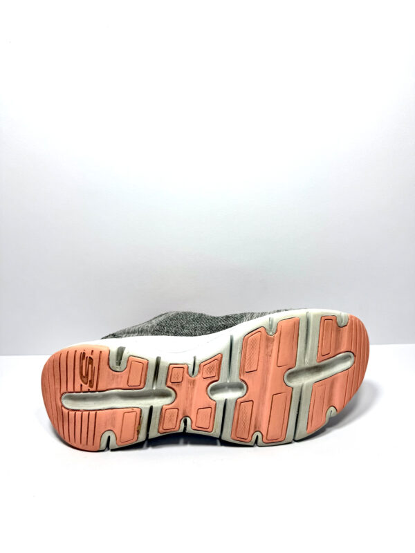 Skechers arch fit - Image 7