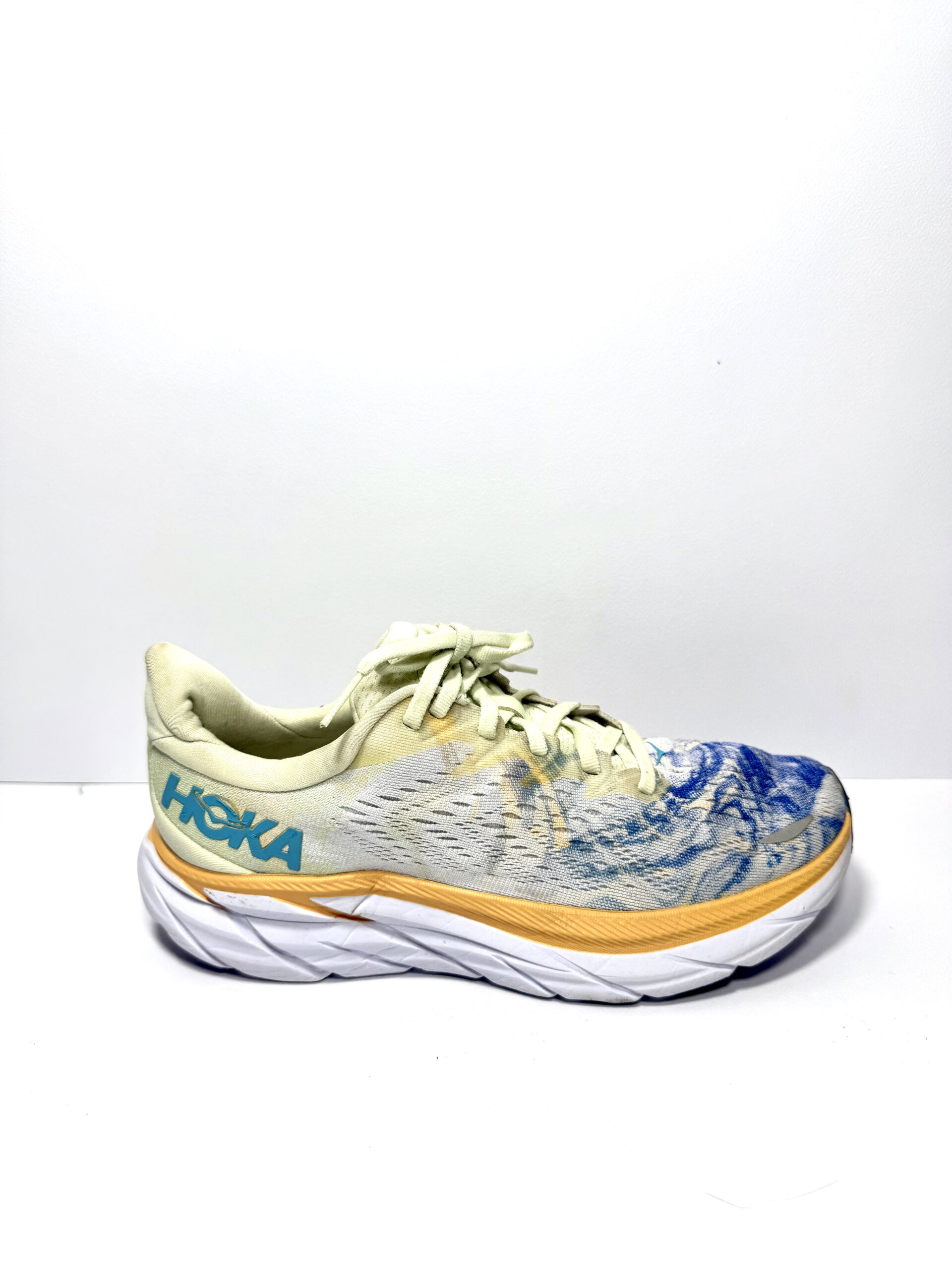 HOKA ONE ONE Clifton 8
