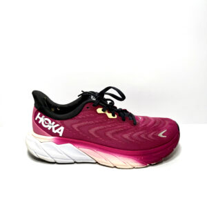 Hoka One One Arahi 6