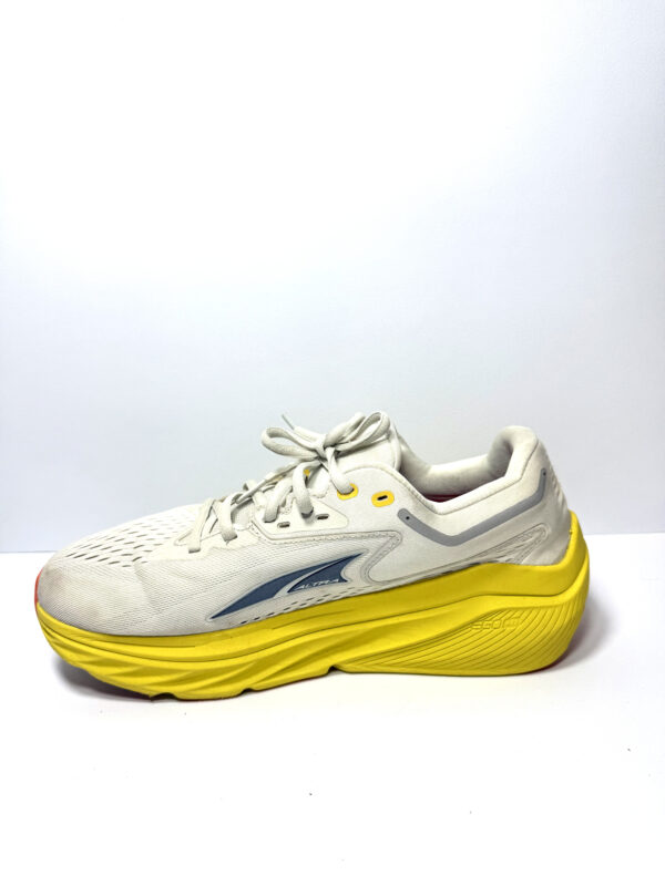 Altra Max Cushion - Image 7