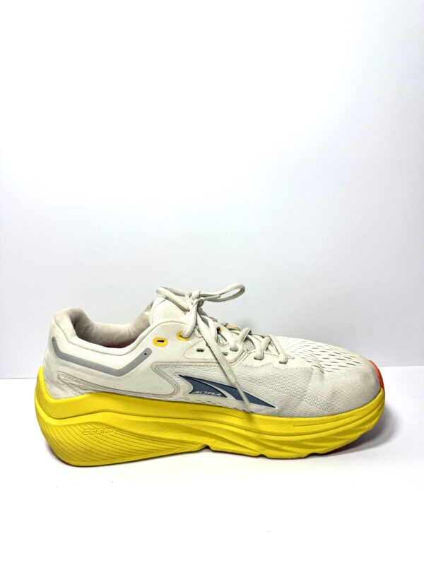 Altra Max Cushion - Image 3