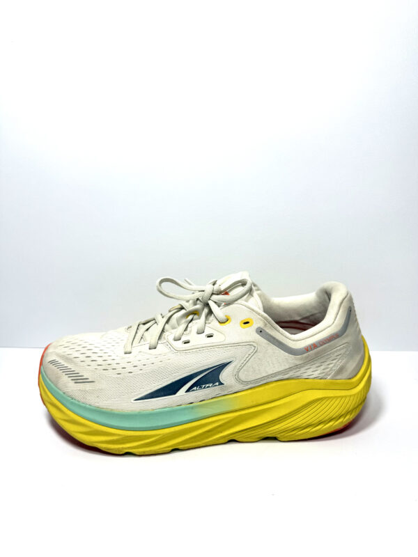 Altra Max Cushion - Image 4