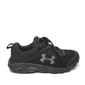 Under Armour charged assert 8